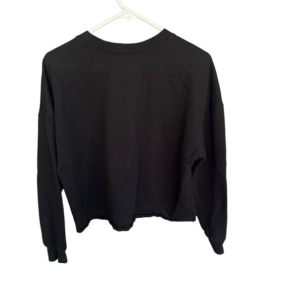 Yellowstone Sweater Womens Large Black Cropped Dutton Ranch TV Series - Picture 2 of 9